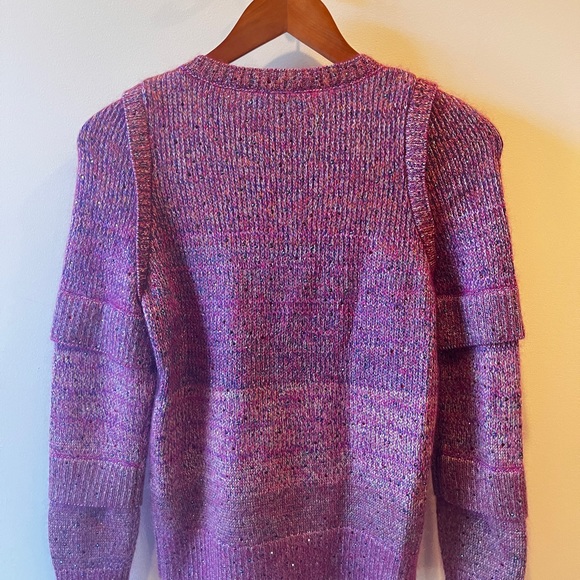 Chanel sweater - Picture 2 of 8